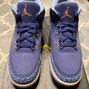 Air Jordan 3 (PRICE IS FIRM)